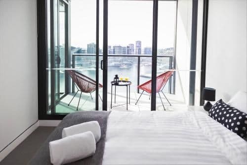Luxury Two-Bedroom / Two Bathroom Apartments Harbour Views