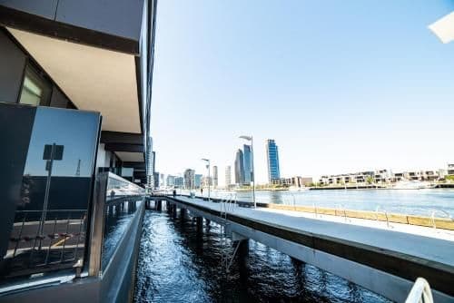Luxury Two-Bedroom / Two Bathroom Apartments Harbour Views