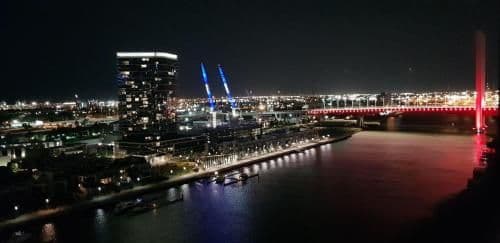 Luxury Two-Bedroom / Two Bathroom Apartments Harbour Views