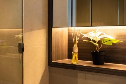 Sky High Two-Bedroom Two Bathroom Apartment with Harbour Views