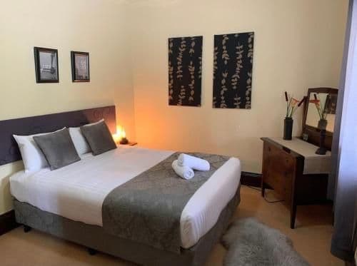 Queen Room