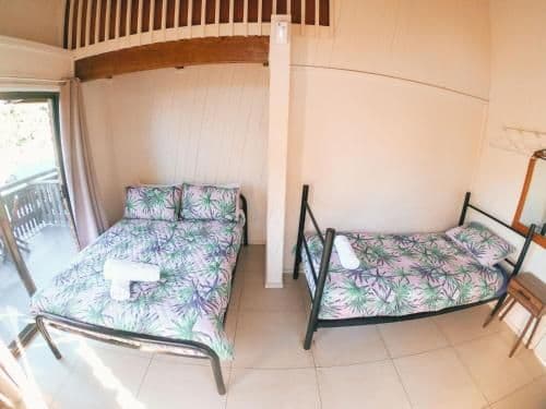 Basic Triple Room with Shared Bathroom