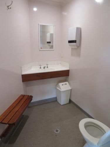 Budget Bunk Room