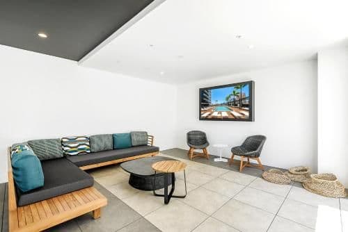 Apartment with Sea View
