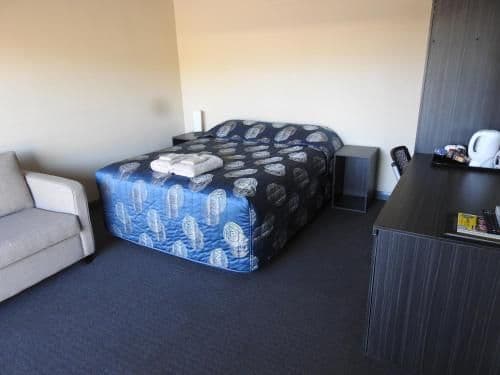 Deluxe Double Room with Extra Bed