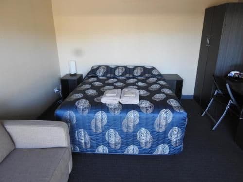 Deluxe Double Room with Extra Bed