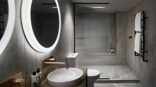 King Suite Room
