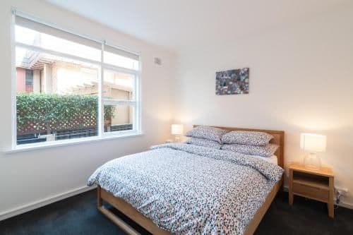 Classic Queen One-Bedroom Apartment