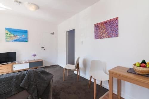Harbour View Queen One-Bedroom Apartment