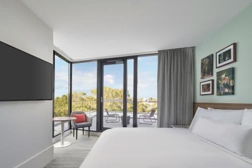 Balcony King Room