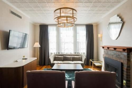 Suite