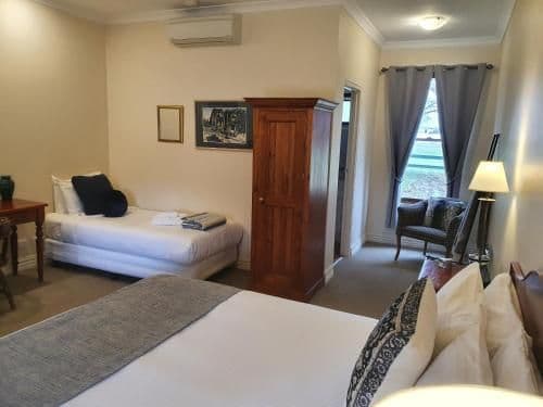 Double or Twin Room with Bathroom