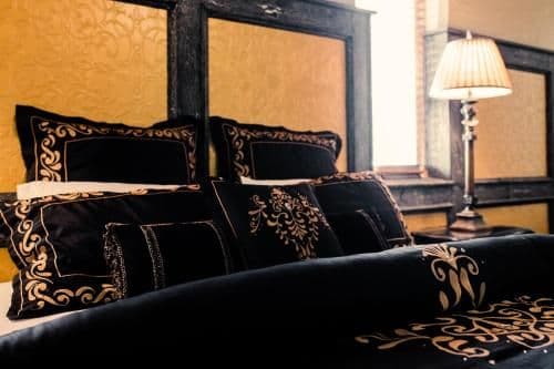 King Suite with Spa Bath