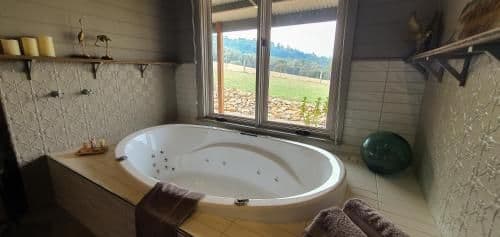 Deluxe Suite with Spa Bath