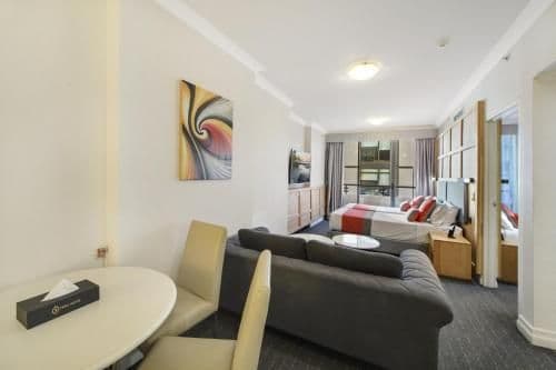 Superior One-Bedroom Apartment
