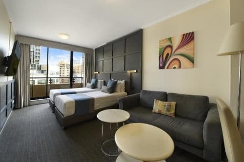 Superior One-Bedroom Apartment