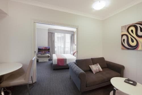 Deluxe One-Bedroom Suite