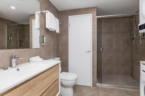 Two-Bedroom Apartment - FREE Parking