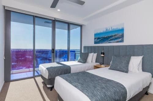 Two-Bedroom Apartment - FREE Parking