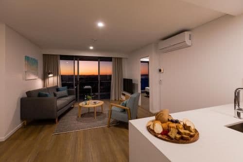 Two-Bedroom Apartment - FREE Parking