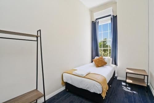 Single Room with Shared Bathroom