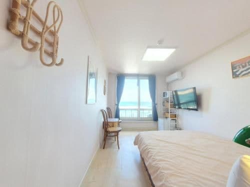 Deluxe Double Room with Balcony and Sea View