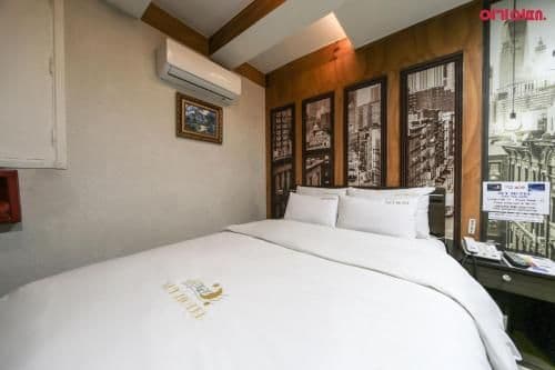 Large Double Room