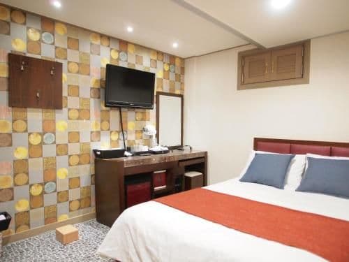 Double Room with Private Bathroom