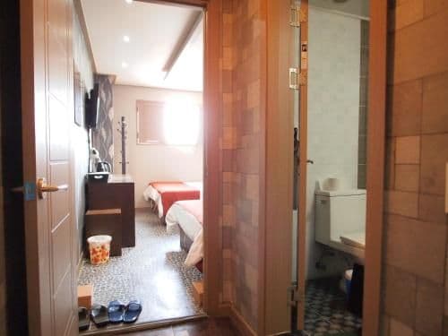 Quadruple Room with Private Bathroom