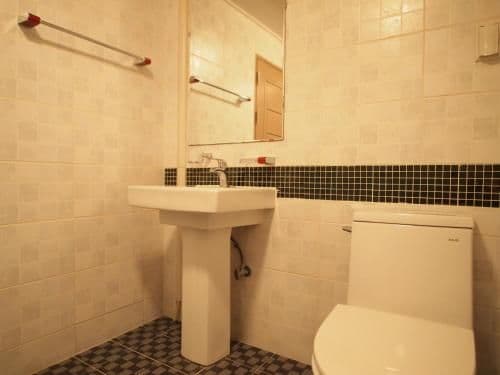 Quadruple Room with Private Bathroom