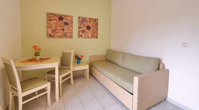 APARTMENT ONE BEDROOM
