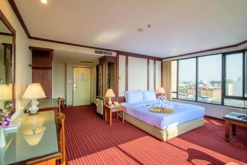 Deluxe King Room