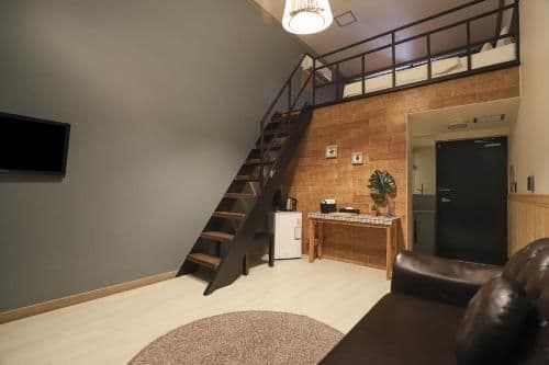 Deluxe Family Room