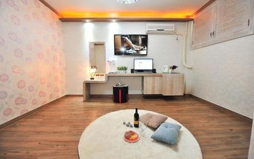 Korean-Style Double Room