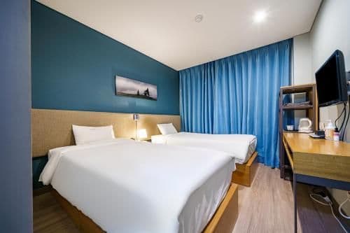 Small Twin Room