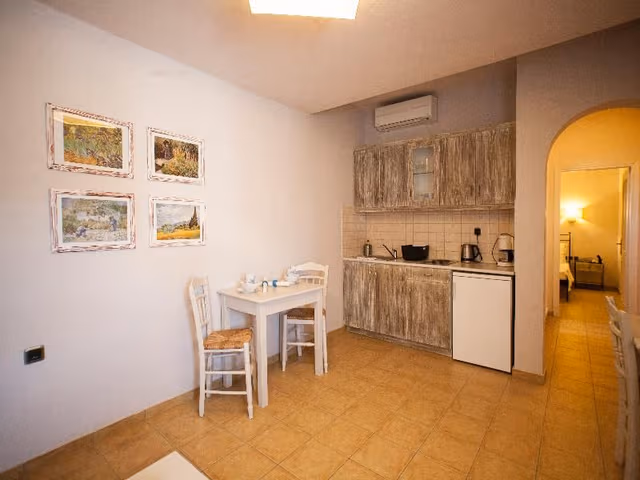 APARTMENT ONE BEDROOM