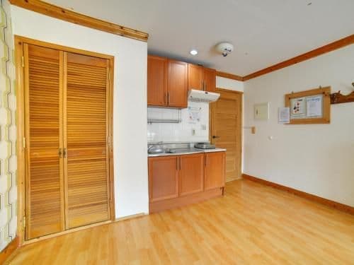 Family Room (6 Adults)