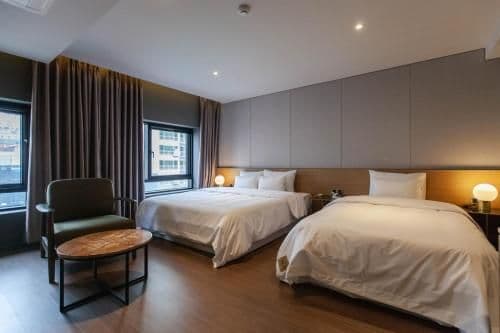 Large Twin Room