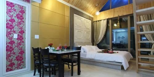 Family Room with Mountain View