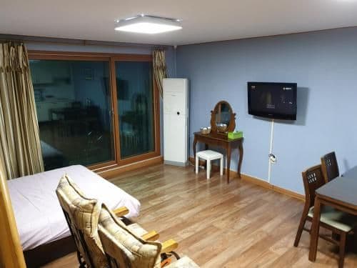 One-Bedroom House