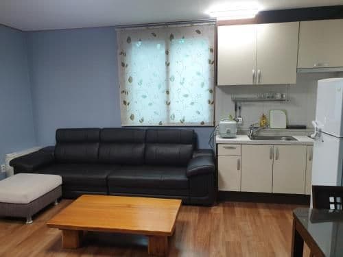 One-Bedroom House