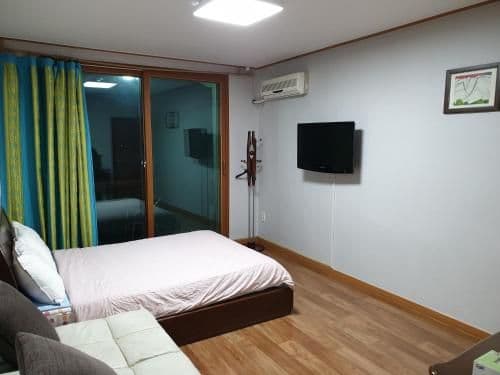 One-Bedroom House