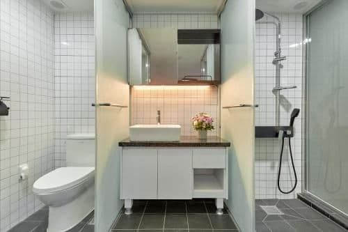 6-Bed Female Dormitory Room