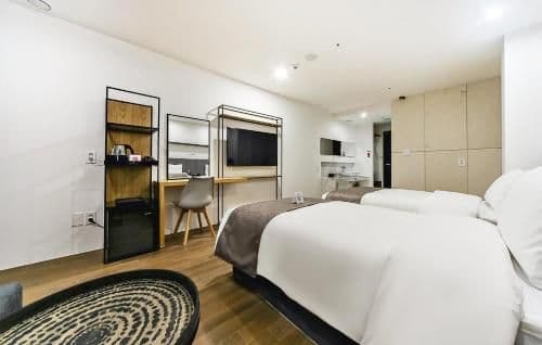 Deluxe Twin Room