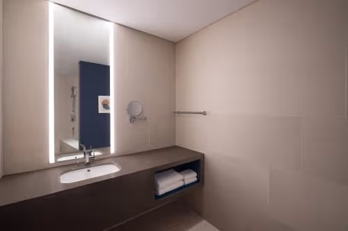 Premier, Suite, Executive lounge access, 1 King