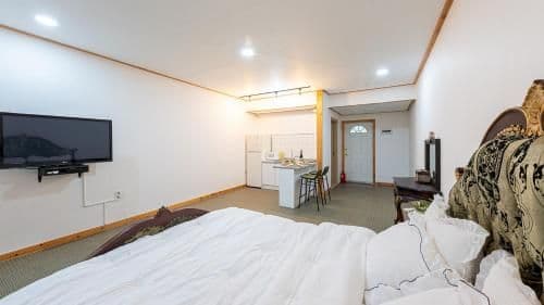 Double Room with Spa Bath