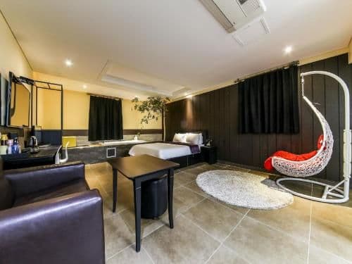 Suite