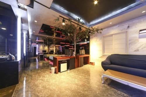 Premier Room