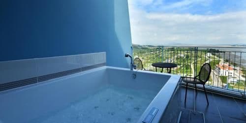 Premiere Spa Suite Deluxe King Double