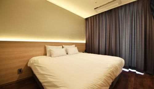 Premiere Spa Suite Deluxe King Double